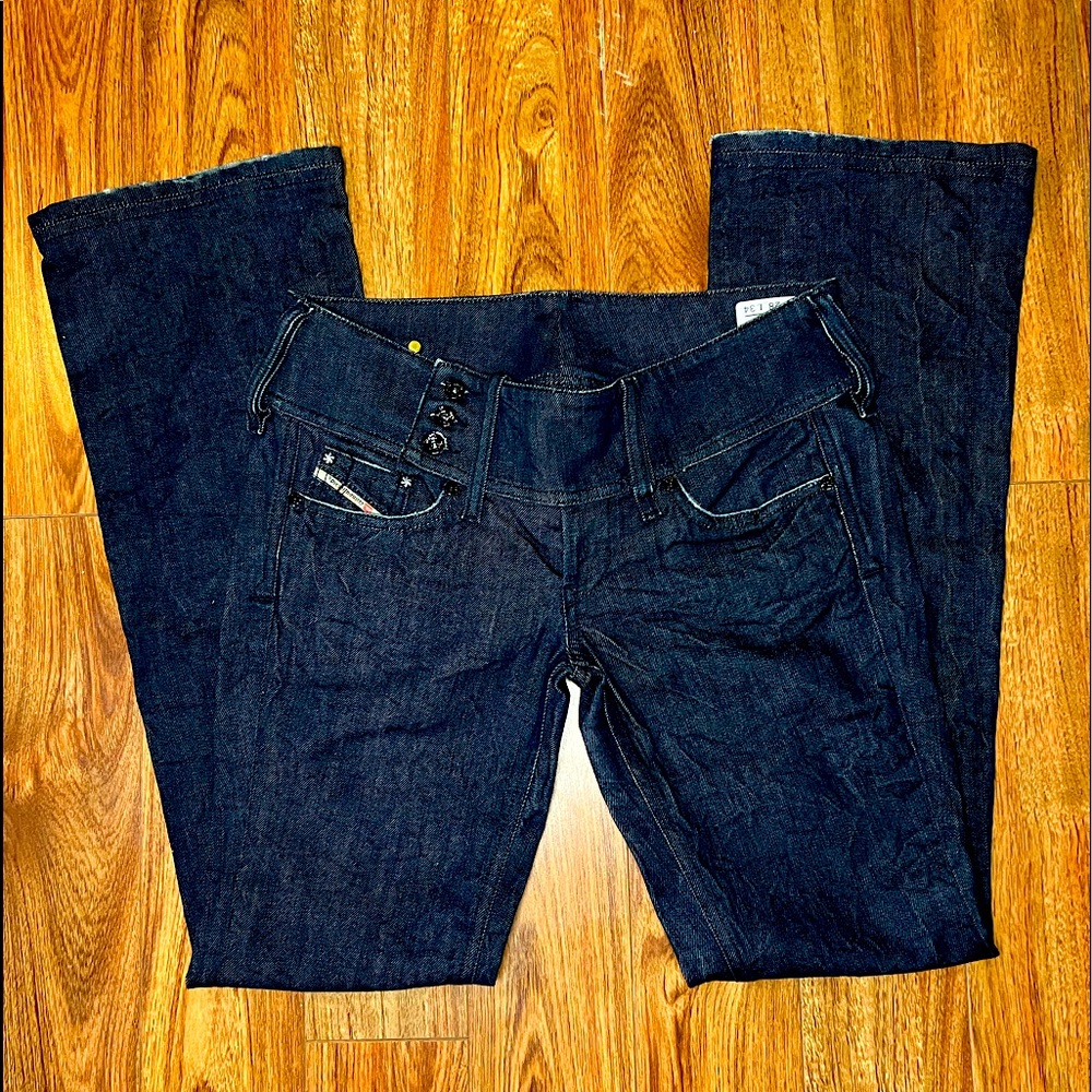 Diesel Cherock Wonen’s Jeans 28 x 34 bootcut Italy